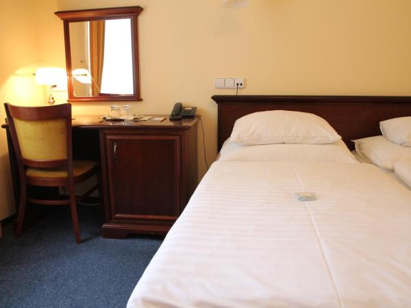 Parkhotel Richmond : photo 3 de la chambre standard double room with pool and wellness access