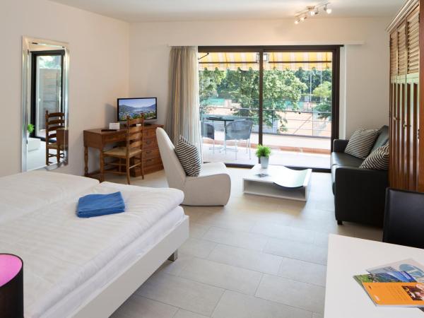 Aparthotel Al Lago : photo 10 de la chambre chambre double/lits jumeaux supérieure avec balcon