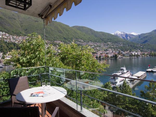 Aparthotel Al Lago : photo 1 de la chambre chambre double/lits jumeaux supérieure avec balcon