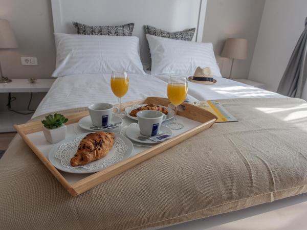 Priuli Luxury Rooms : photo 7 de la chambre chambre double deluxe avec balcon - annexe - 5 rue vukovarska