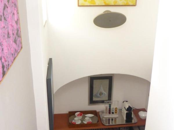 Residenza L'Isola Capri : photo 5 de la chambre chambre double avec salle de bains privative extérieure