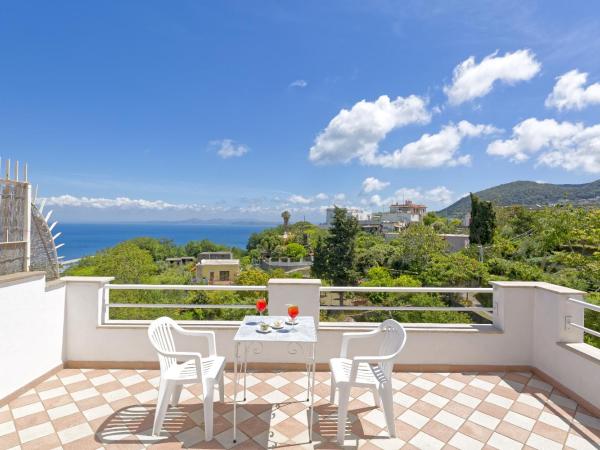 Hotel Villa D'Orta : photo 2 de la chambre chambre double ou lits jumeaux - vue sur mer