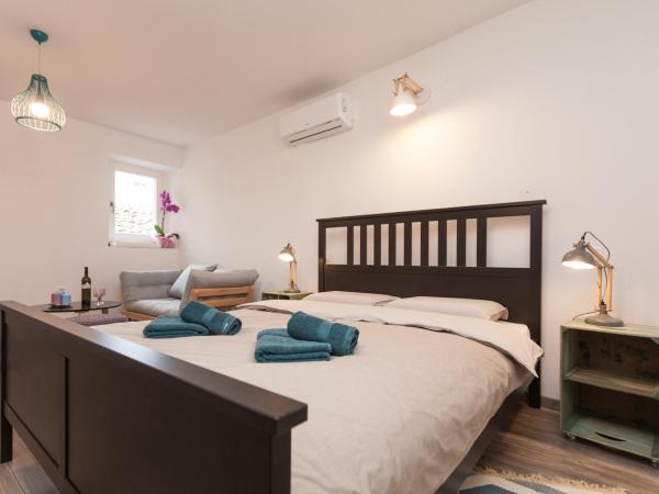 Apartments and Rooms Hey Rovinj : photo 4 de la chambre chambre standard lit queen-size