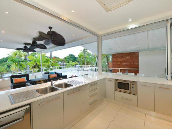 Club Tropical Resort - Official Onsite Reception & Check In : photo 10 de la chambre appartement 2 chambres sun deck