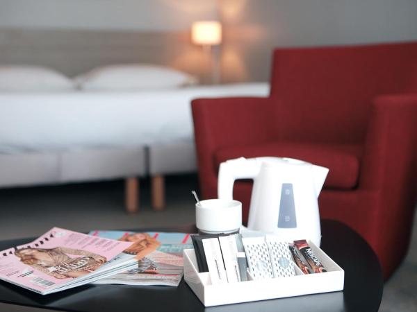 Best Western Linko Hôtel : photo 2 de la chambre chambre lit king-size prestige avec balcon - non-fumeurs