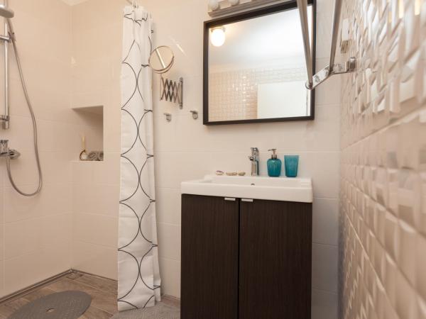 Apartments and Rooms Hey Rovinj : photo 4 de la chambre studio lit queen-size