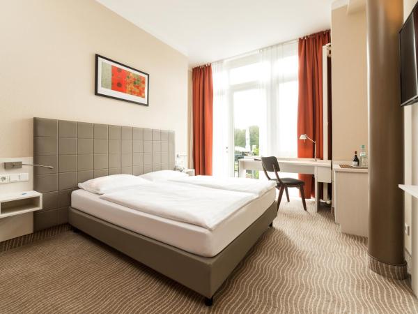 Hotel Spree-idyll : photo 5 de la chambre double room spreeseite