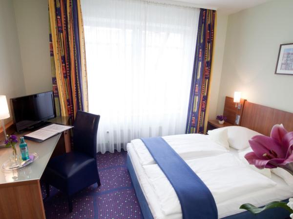 Hotel Hanseport Hamburg : photo 8 de la chambre chambre double standard