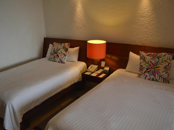 Las Brisas Ixtapa : photo 2 de la chambre deluxe grand room two beds - european plan