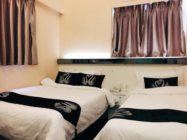 Seasons Hotel - Causeway Bay : photo 2 de la chambre chambre triple supérieure