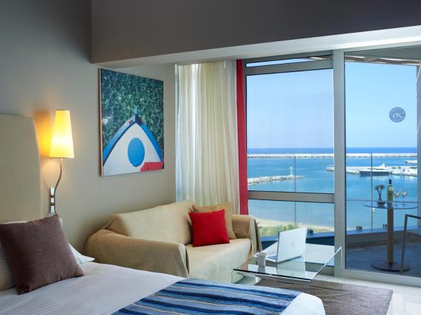 Kyma Suites Beach Hotel : photo 5 de la chambre suite deluxe - vue sur mer