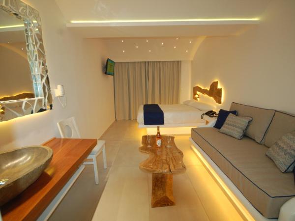 Regal View : photo 7 de la chambre chambre triple - vue sur mer