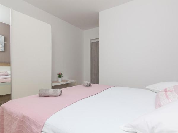 APARTMENTS A&B : photo 7 de la chambre suite 3 chambres