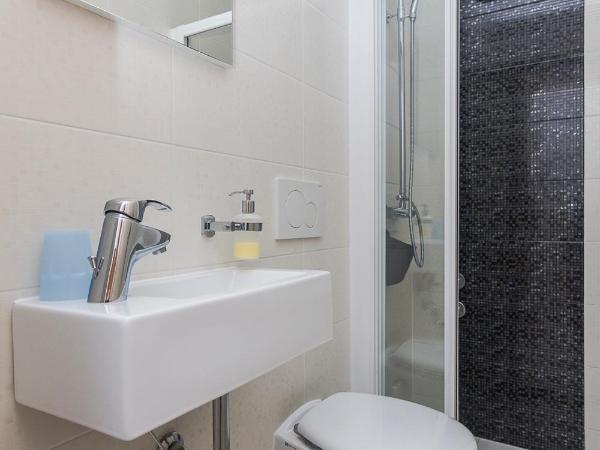 APARTMENTS A&B : photo 9 de la chambre suite 3 chambres