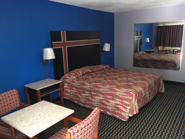 Fulton Inn : photo 2 de la chambre chambre lit king-size deluxe