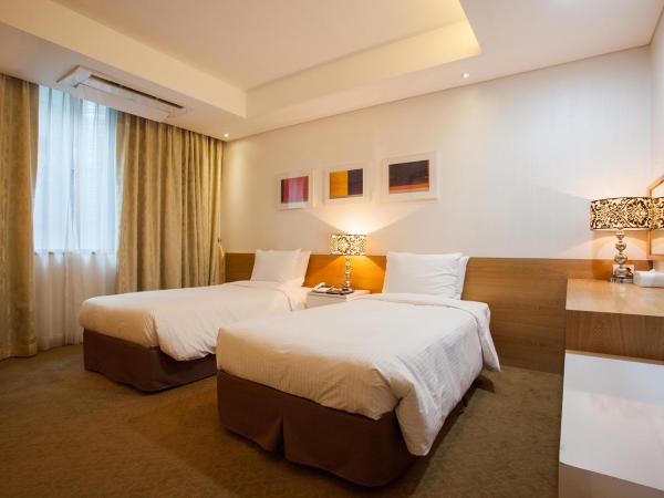 Hotel Pharos : photo 1 de la chambre chambre lits jumeaux standard