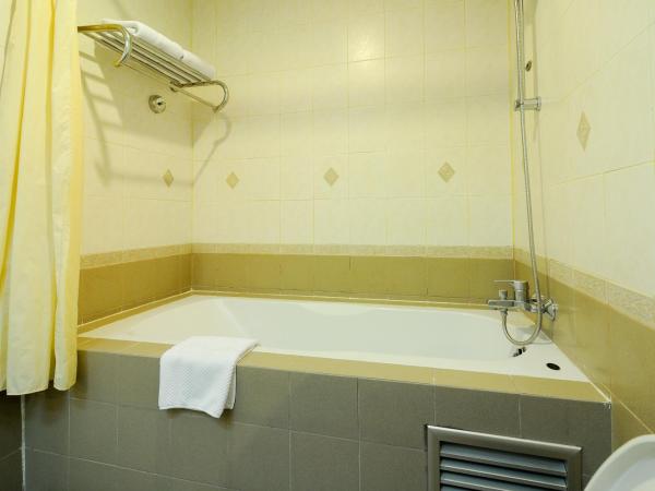 Admiral Suites Bangkok : photo 9 de la chambre suite exécutive 1 chambre avec balcon