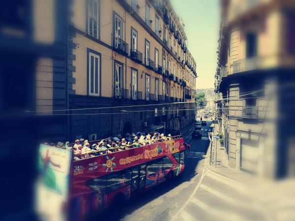 Bed morelli 49 , chiaia : photo 4 de la chambre chambre double avec salle de bains privative extérieure