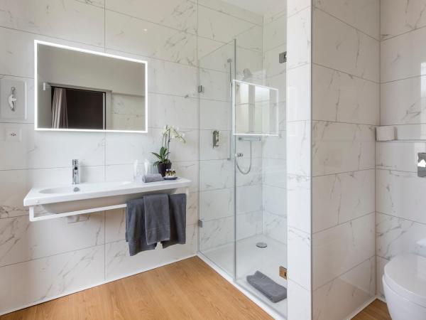 Hôtel du Théâtre, Boutique Hôtel : photo 4 de la chambre chambre double côté ville