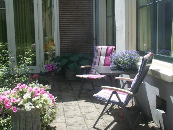 B&B Het Hart van Haarlem : photo 5 de la chambre chambre double - vue sur jardin