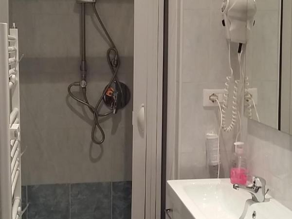 Il Sole e La Luna : photo 5 de la chambre chambre double ou lits jumeaux avec balcon