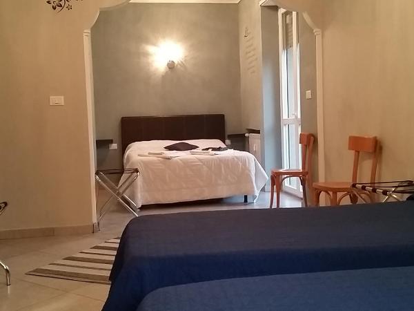 Il Sole e La Luna : photo 7 de la chambre chambre quadruple avec salle de bains privative