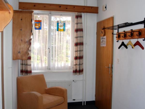 Hotel Bündnerhof : photo 10 de la chambre chambre familiale (2 adultes + 2 enfants + 1 bébé)