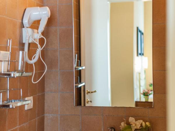 Villa Tuscany Siena : photo 10 de la chambre chambre double ou lits jumeaux