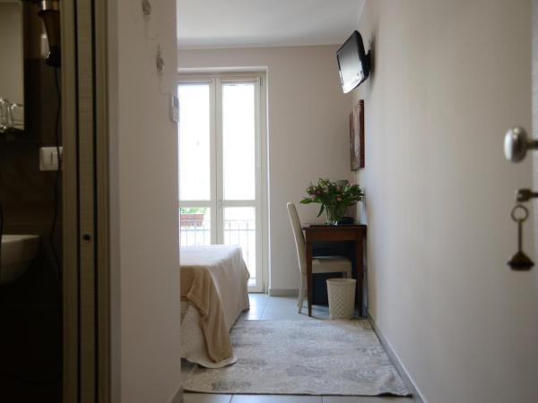 Hotel Giulio Cesare : photo 6 de la chambre chambre double ou lits jumeaux avec balcon