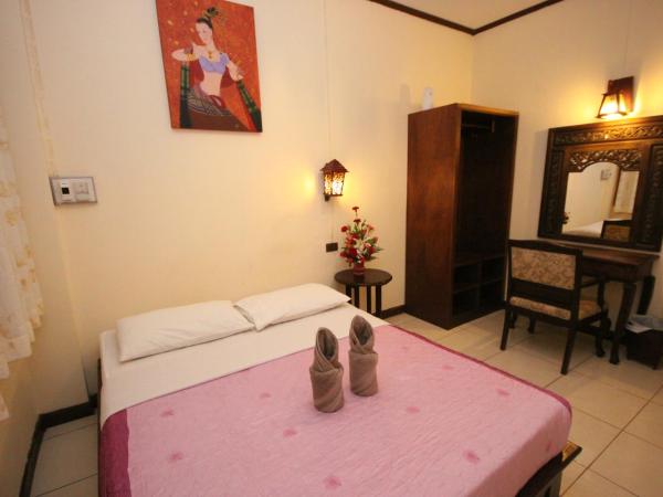 S.K. House 1 : photo 4 de la chambre chambre double ou lits jumeaux standard avec ventilateur