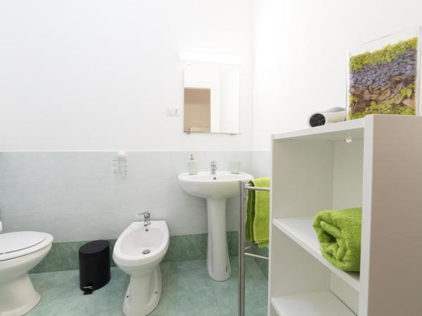 Tra L'Etna E Il Mare B&B : photo 8 de la chambre chambre triple