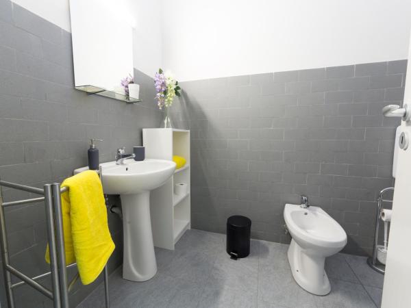 Tra L'Etna E Il Mare B&B : photo 7 de la chambre chambre quadruple