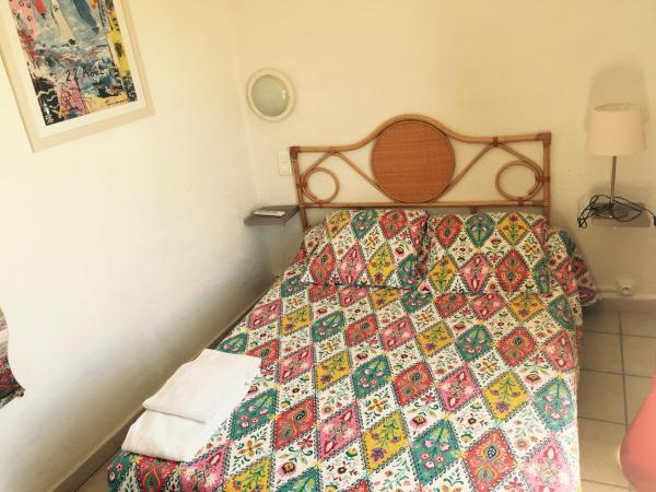 Hôtel boutique Quai d'Azur : photo 2 de la chambre chambre triple