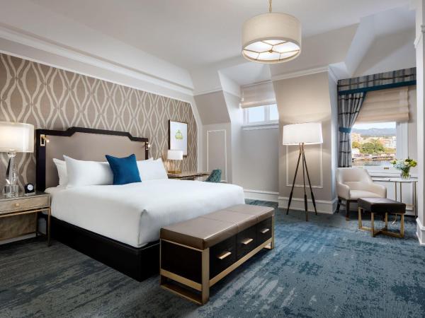 Fairmont Empress Hotel : photo 4 de la chambre hébergement lit king-size deluxe - vue sur port