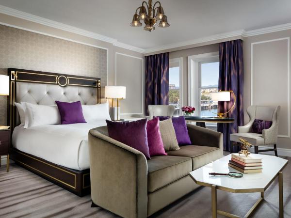 Fairmont Empress Hotel : photo 2 de la chambre hébergement 1 lit king-size deluxe fairmont gold - vue sur port