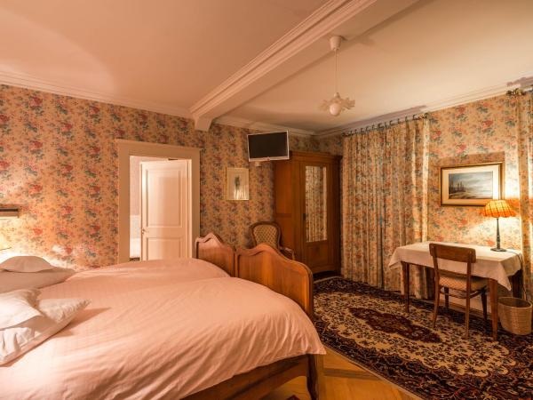 Swiss Historic Hotel Masson : photo 9 de la chambre chambre familiale
