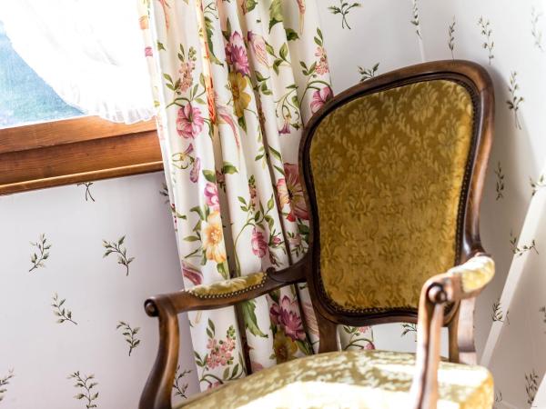 Swiss Historic Hotel Masson : photo 9 de la chambre petite chambre double