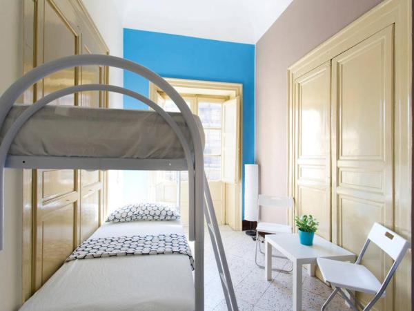 Sunshine Hostel Palermo : photo 4 de la chambre  lit dans dortoir pour hommes de 4 lits