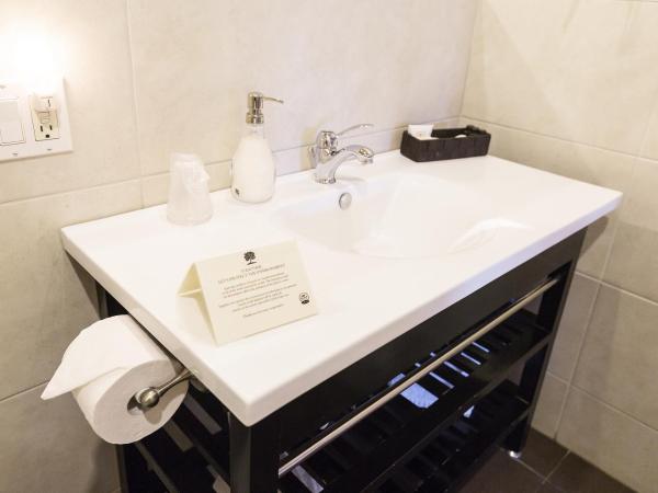 Petit Hôtel - Café Krieghoff : photo 4 de la chambre chambre double n°2