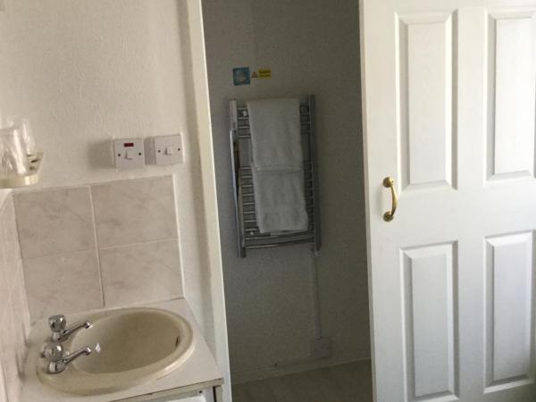 The Hotel Wilmar : photo 7 de la chambre chambre double avec salle de bains privative