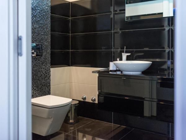 Adriatica dream luxury accommodation - Free parking : photo 4 de la chambre chambre double avec balcon - vue sur mer