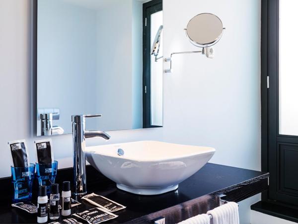 One Shot Luchana 22 : photo 5 de la chambre grande suite