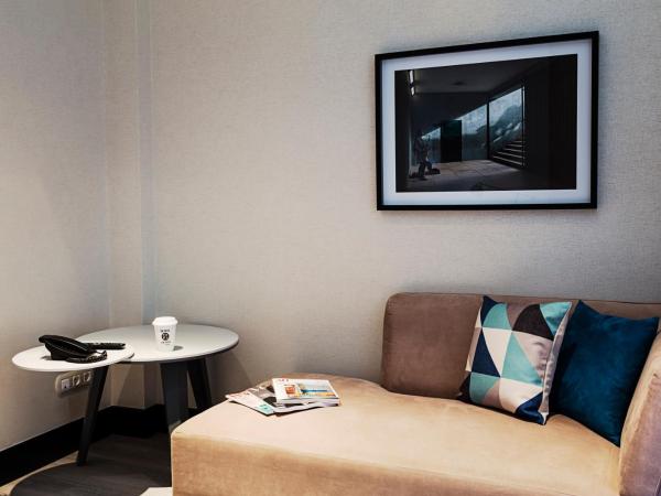 One Shot Luchana 22 : photo 10 de la chambre grande suite