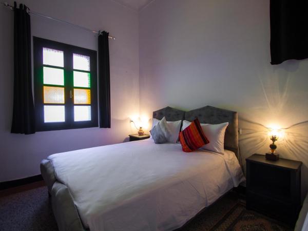 Hôtel Fontaine Campini : photo 1 de la chambre chambre triple confort avec douche