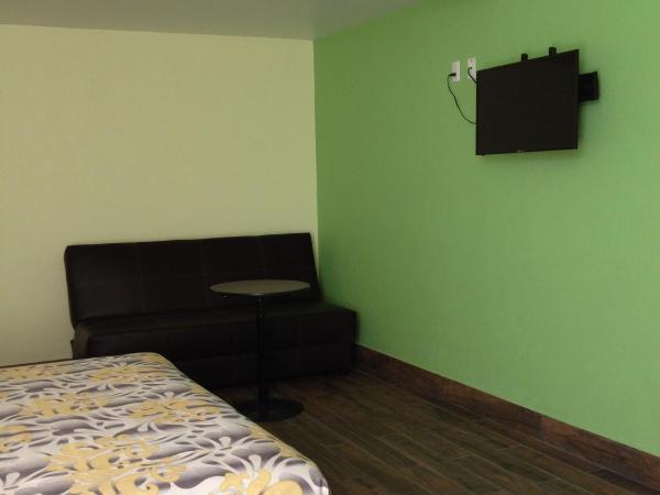 Hotel & Villas 7 : photo 6 de la chambre chambre double avec canapé-lit