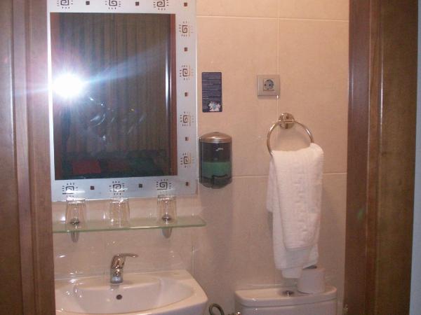 Hostal La Nava : photo 4 de la chambre chambre simple