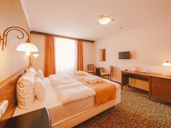 Park Hotel Hévíz : photo 3 de la chambre chambre double ou lits jumeaux premium