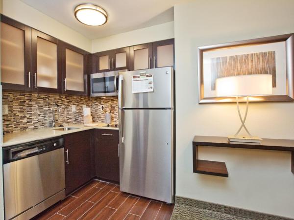Staybridge Suites Austin South Interstate Hwy 35, an IHG Hotel : photo 4 de la chambre studio lit king-size - baignoire accessible aux personnes à mobilité réduite/non-fumeurs