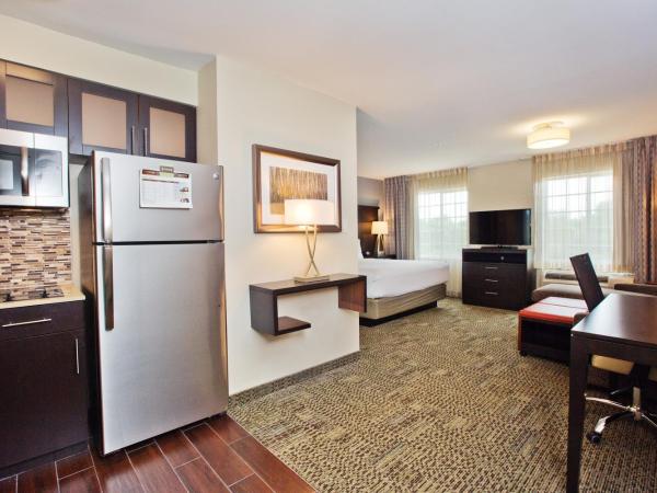 Staybridge Suites Austin South Interstate Hwy 35, an IHG Hotel : photo 3 de la chambre studio lit king-size - baignoire accessible aux personnes à mobilité réduite/non-fumeurs