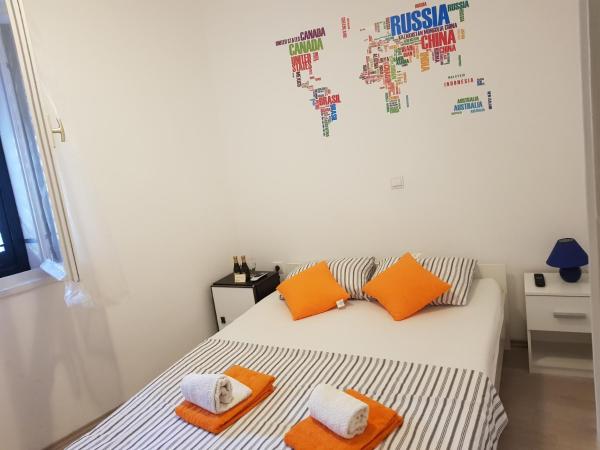 Micro Rooms : photo 3 de la chambre petite chambre double